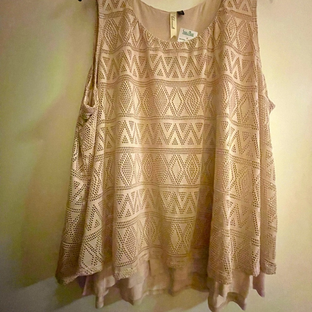 Beige/tan lace dressy tank top